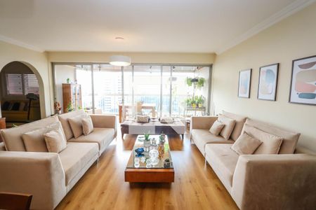 Sala de apartamento para alugar com 3 quartos, 273m² em Vila Suzana, São Paulo