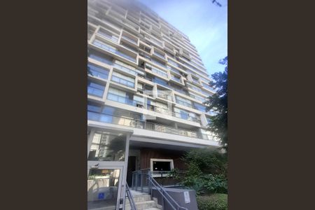 Studio à venda com 35m², 1 quarto e sem vaga Studio à venda com 35m², 1 quarto e sem vagaFachada