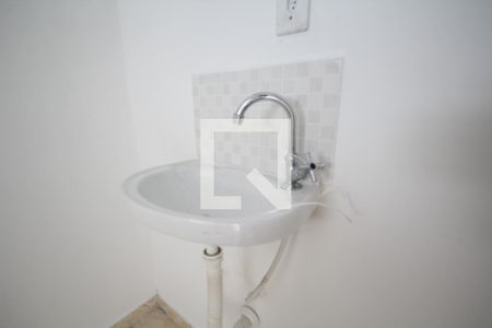 Casa para alugar com 80m², 3 quartos e sem vagaBanheiro - torneira