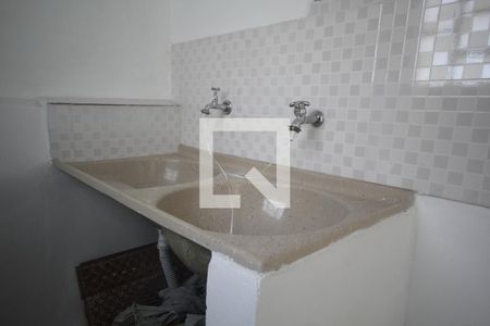 Casa para alugar com 80m², 3 quartos e sem vagaÁrea de Serviço