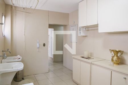 Apartamento à venda com 325m², 5 quartos e 5 vagasÁrea de Serviço