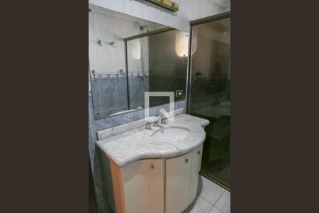 Apartamento à venda com 325m², 5 quartos e 5 vagasBanheiro da Suíte 3