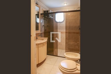 Apartamento à venda com 325m², 5 quartos e 5 vagasBanheiro da Suíte 2