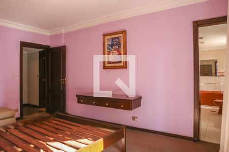 Apartamento à venda com 325m², 5 quartos e 5 vagasSuíte 1