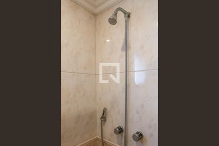 Apartamento à venda com 325m², 5 quartos e 5 vagasBanheiro da Suíte 2