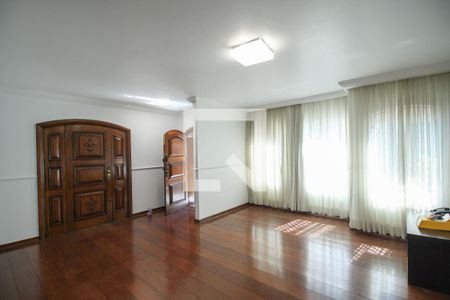 Sala de casa para alugar com 4 quartos, 530m² em Alto da Mooca, São Paulo