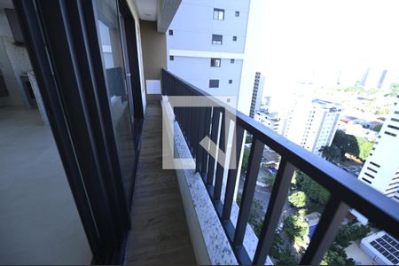 Apartamento para alugar com 118m², 3 quartos e 2 vagas Apartamento para alugar com 118m², 3 quartos e 2 vagasVaranda