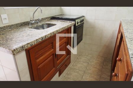 Cozinha de casa para alugar com 2 quartos, 140m² em Jardim Messina, Jundiaí