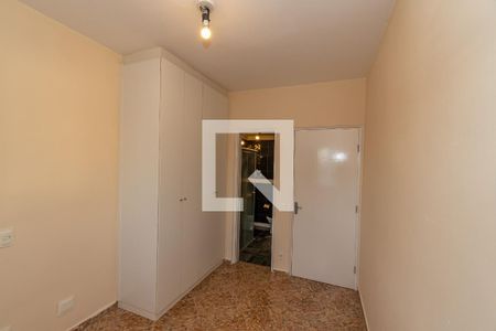 Suite de apartamento para alugar com 3 quartos, 77m² em Vila Itapura, Campinas