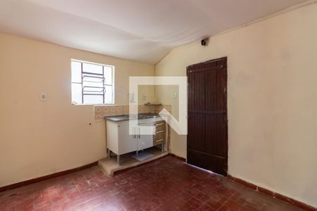 Cozinha de casa para alugar com 2 quartos, 60m² em Vila Osasco, Osasco