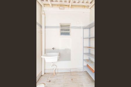 Casa de condomínio à venda com 69m², 2 quartos e 1 vagaÁrea de Serviço