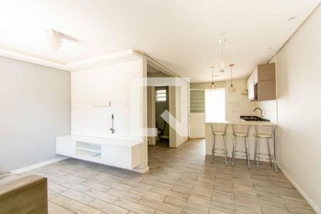 Sala de casa de condomínio à venda com 2 quartos, 69m² em Igara, Canoas