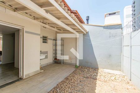 Casa de condomínio à venda com 69m², 2 quartos e 1 vagaÁrea comum