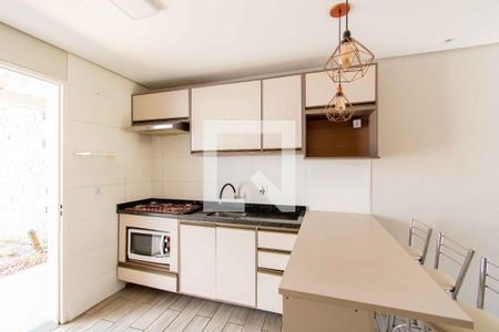 Casa de condomínio à venda com 69m², 2 quartos e 1 vagaCozinha