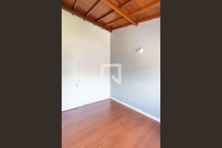 Casa de condomínio à venda com 69m², 2 quartos e 1 vagaQuarto 01