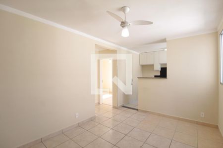 Sala de apartamento para alugar com 2 quartos, 44m² em Campo Alegre, Belo Horizonte