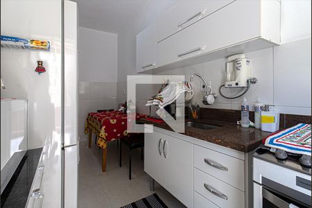 Casa à venda com 87m², 3 quartos e 5 vagas Casa à venda com 87m², 3 quartos e 5 vagasCozinha