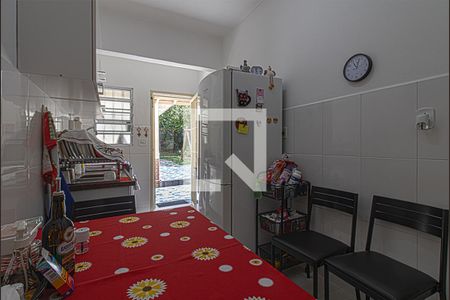 Casa à venda com 87m², 3 quartos e 5 vagas Casa à venda com 87m², 3 quartos e 5 vagasCozinha