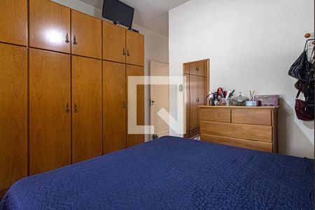 Casa à venda com 87m², 3 quartos e 5 vagas Casa à venda com 87m², 3 quartos e 5 vagasQuarto