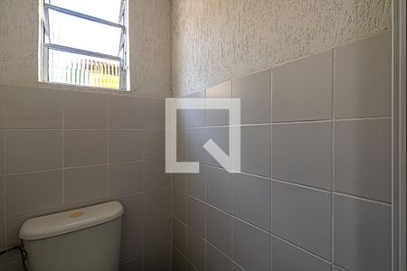 Casa à venda com 87m², 3 quartos e 5 vagas Casa à venda com 87m², 3 quartos e 5 vagasBanheiro de serviço