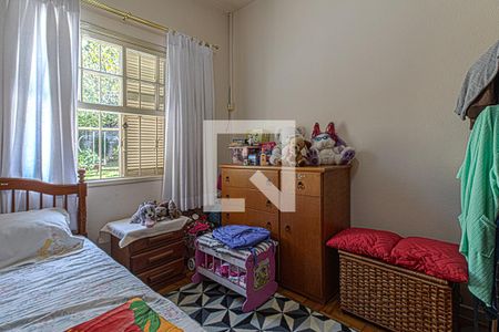 Casa à venda com 87m², 3 quartos e 5 vagas Casa à venda com 87m², 3 quartos e 5 vagasQuarto