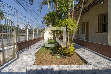 Casa à venda com 87m², 3 quartos e 5 vagas Casa à venda com 87m², 3 quartos e 5 vagasÁrea comum