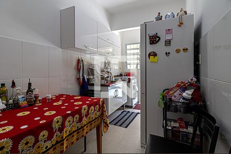 Casa à venda com 87m², 3 quartos e 5 vagas Casa à venda com 87m², 3 quartos e 5 vagasCozinha