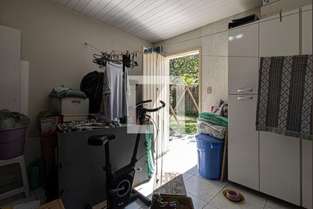 Casa à venda com 87m², 3 quartos e 5 vagas Casa à venda com 87m², 3 quartos e 5 vagasQuarto de serviço