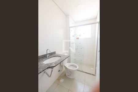 Apartamento para alugar com 69m², 2 quartos e 2 vagasBanheiro Corredor