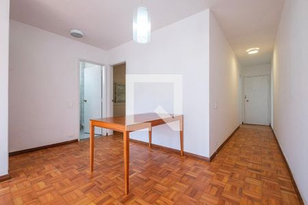 Sala de apartamento para alugar com 2 quartos, 72m² em Cerqueira César, São Paulo
