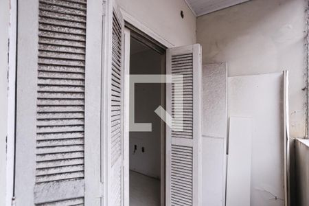 Sacada da suíte 1 de casa para alugar com 3 quartos, 110m² em Cidade Baixa, Porto Alegre