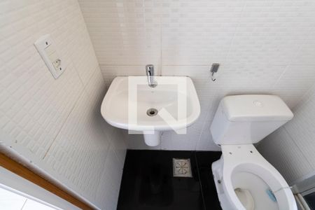 Apartamento para alugar com 55m², 2 quartos e 1 vaga Apartamento para alugar com 55m², 2 quartos e 1 vagaBanheiro