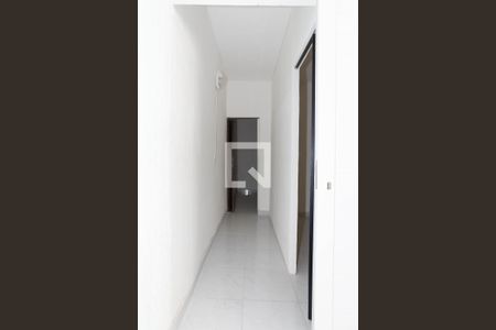 Corredor de casa para alugar com 2 quartos, 62m² em Jardim Presidente Dutra, Guarulhos