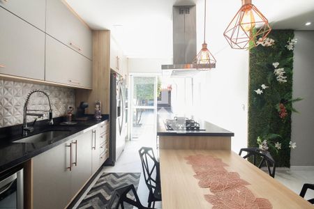 Cozinha  de casa para alugar com 4 quartos, 170m² em Chácara Santo Antônio (zona Leste), São Paulo