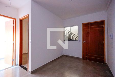 Sala de apartamento para alugar com 2 quartos, 40m² em Vila Romero, São Paulo