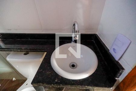 Apartamento para alugar com 40m², 2 quartos e sem vagaBanheiro