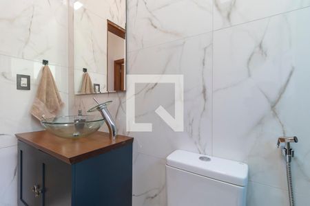 Casa à venda com 207m², 3 quartos e 4 vagasBanheiro social