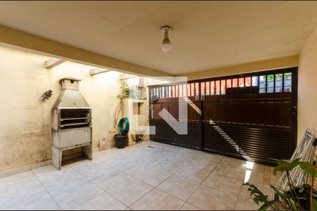 Casa à venda com 150m², 4 quartos e 2 vagasGaragem