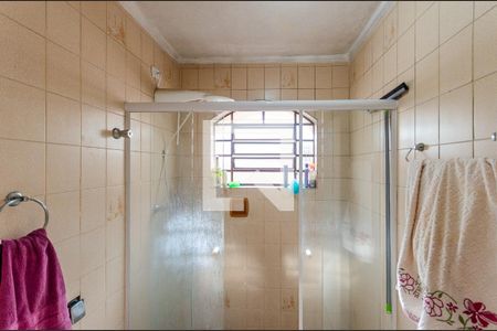 Casa à venda com 150m², 4 quartos e 2 vagasBanheiro