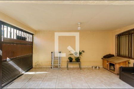 Casa à venda com 150m², 4 quartos e 2 vagasGaragem