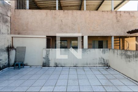 Casa à venda com 150m², 4 quartos e 2 vagasÁrea externa