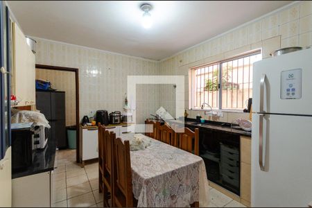 Casa à venda com 150m², 4 quartos e 2 vagasCozinha