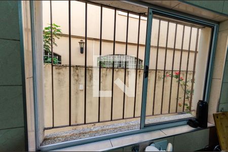 Casa à venda com 150m², 4 quartos e 2 vagasCozinha