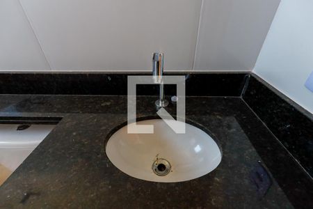 Apartamento à venda com 44m², 2 quartos e sem vaga Apartamento à venda com 44m², 2 quartos e sem vagaBanheiro