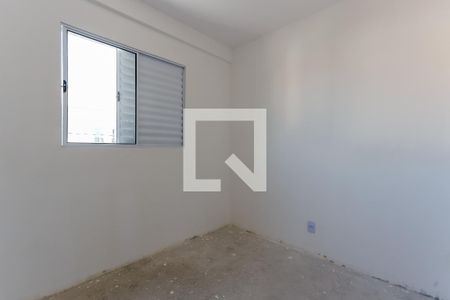 Quarto 1 de apartamento para alugar com 2 quartos, 44m² em Vila Romero, São Paulo