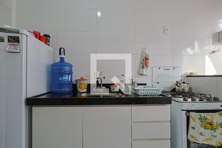 Cozinha e Área de Serviço de apartamento à venda com 2 quartos, 55m² em Lagoinha, Belo Horizonte