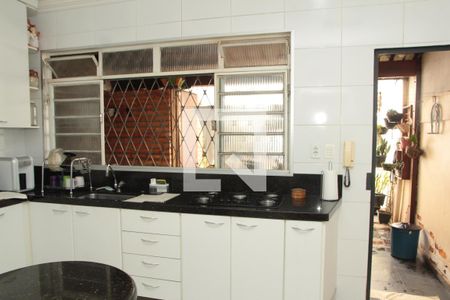 Casa à venda com 73m², 2 quartos e 1 vagaCozinha