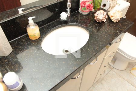 Casa à venda com 73m², 2 quartos e 1 vagaBanheiro