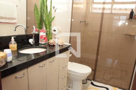 Casa à venda com 73m², 2 quartos e 1 vagaBanheiro