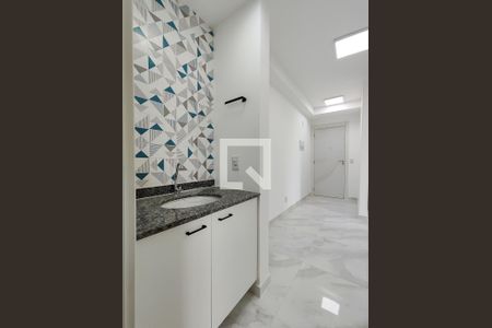 Apartamento para alugar com 34m², 1 quarto e sem vaga Apartamento para alugar com 34m², 1 quarto e sem vagaBanheiro Corredor